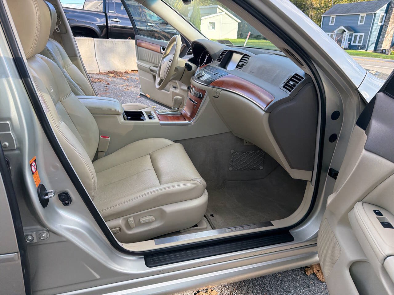 Used 2007 INFINITI M35 w/ Technology Pkg RWD image 23