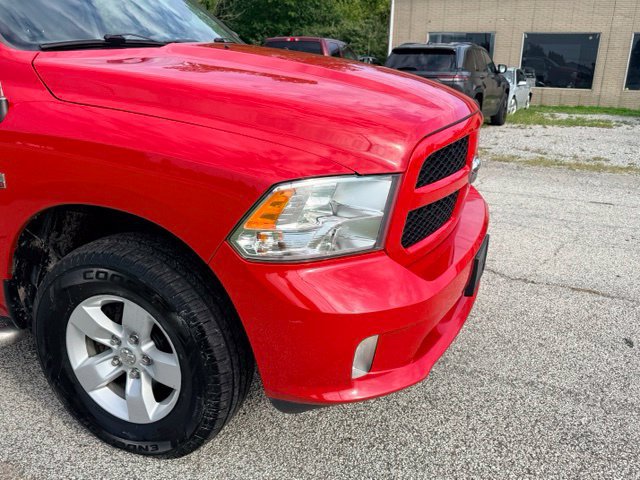 Used 2018 RAM 1500 Express AWD/4WD image 3