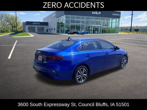 Used 2024 Kia Forte LXS FWD image 6