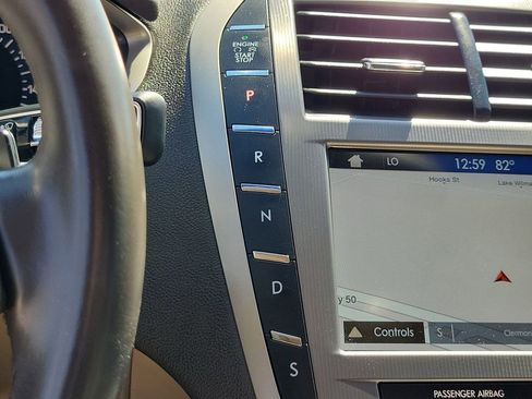 Used 2017 Lincoln MKZ Reserve image 26