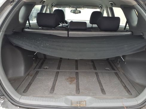 Used 2009 Pontiac Vibe w/ Preferred Package image 5