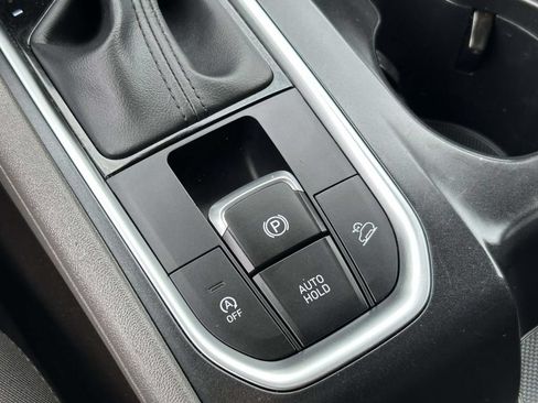 Used 2019 Hyundai Santa Fe SE AWD/4WD image 24