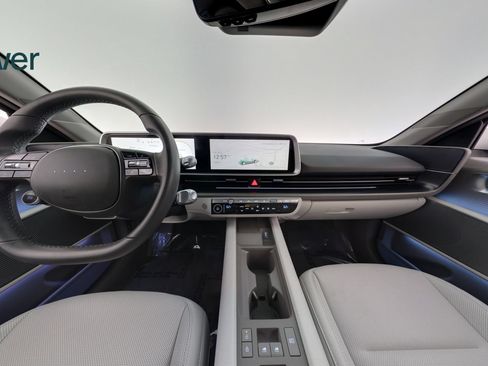 Used 2025 Hyundai Ioniq 6 SEL RWD image 26