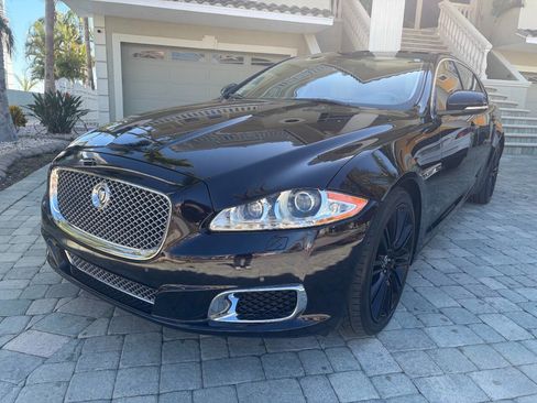 Used 2013 Jaguar XJ L Ultimate image 29