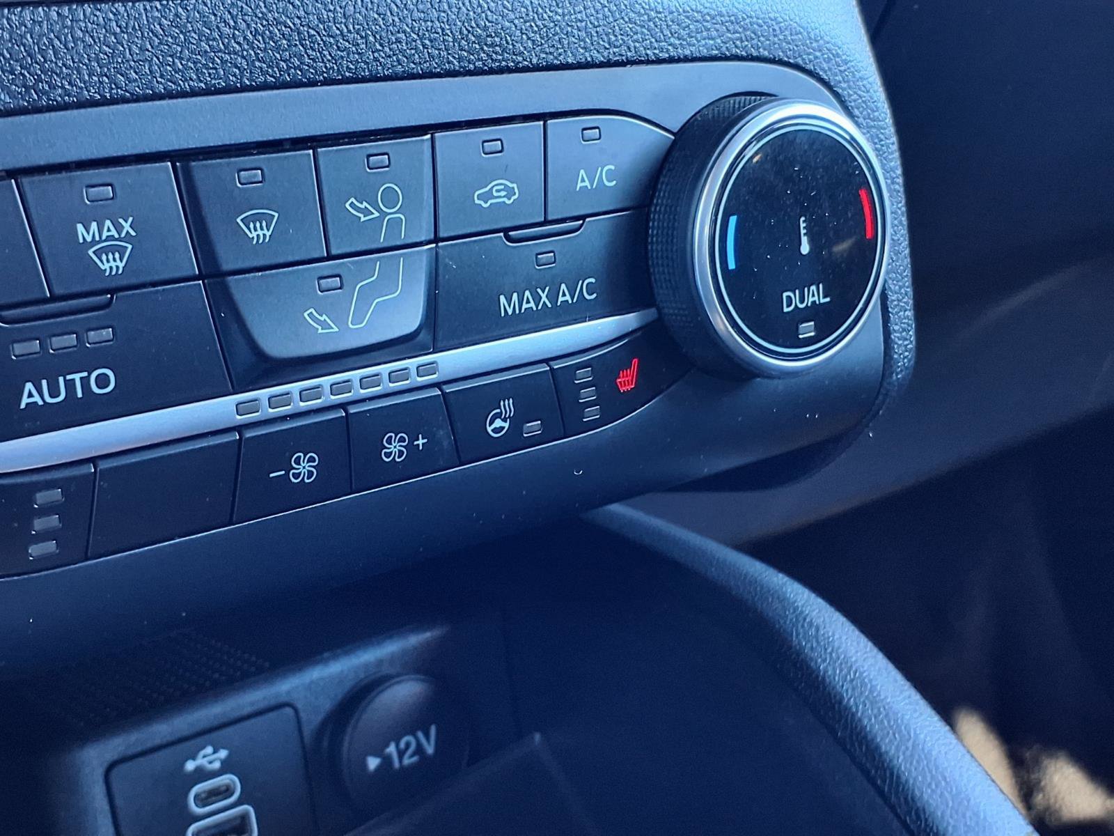 Used 2025 Ford Escape ST-Line Select AWD/4WD image 5