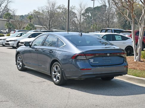 Used 2024 Honda Accord EX image 3