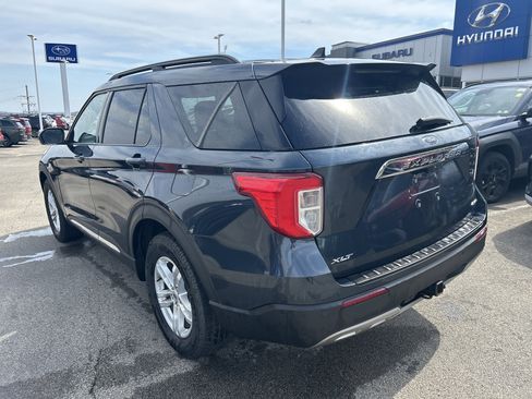 Used 2022 Ford Explorer XLT w/ Equipment Group 202A image 13