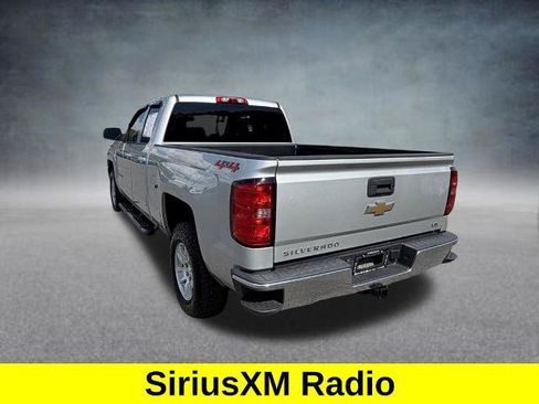 Used 2019 Chevrolet Silverado 1500 LT AWD/4WD image 3