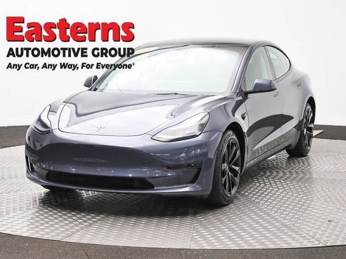 Used 2023 Tesla Model 3 Standard Range RWD image 1