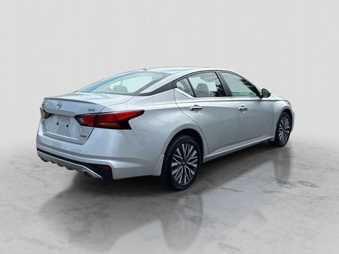Certified 2024 Nissan Altima 2.5 SV w/ SV Premium Package AWD/4WD image 7