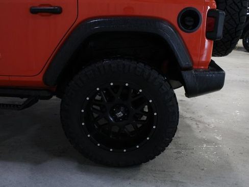 Used 2018 Jeep Wrangler Unlimited Sport S AWD/4WD image 28