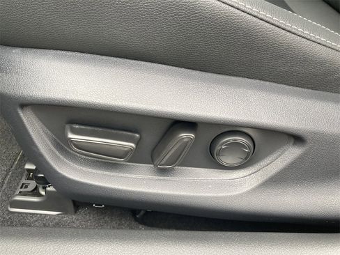 New 2026 Toyota Camry Hybrid image 12