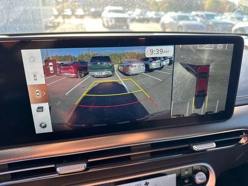 Used 2023 Genesis GV60 Advanced image 29