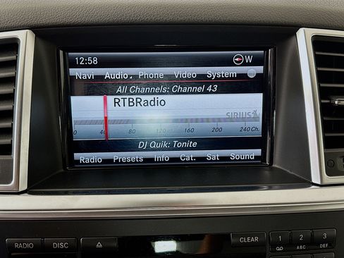 Used 2015 Mercedes-Benz ML 350 4MATIC image 21