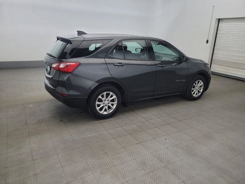 Used 2019 Chevrolet Equinox LS FWD image 10