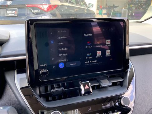 Used 2025 Toyota Corolla LE FWD image 31