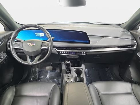 Certified 2024 Cadillac XT4 Premium Luxury AWD/4WD image 9