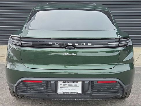 Used 2025 Porsche Macan Electric image 23