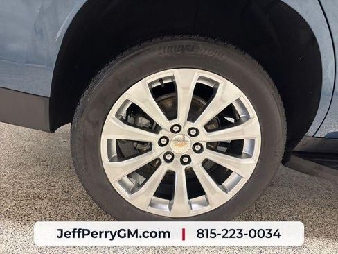 Used 2025 Chevrolet Tahoe Premier w/ Sun And Tow Package AWD/4WD image 35