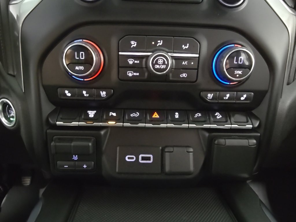 Used 2021 Chevrolet Silverado 2500 LTZ w/ LTZ Plus Package AWD/4WD image 23