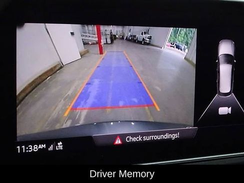 Used 2017 Audi A4 2.0T allroad Premium w/ Audi MMI Navigation Plus image 10