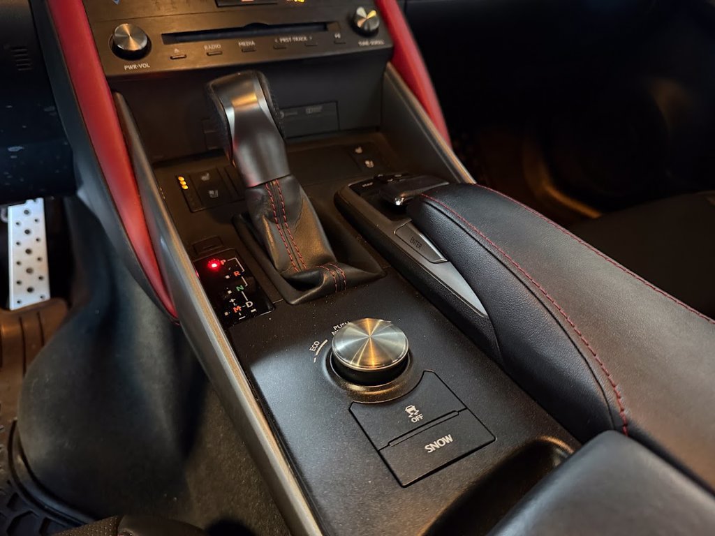 Used 2019 Lexus IS 300 AWD image 23
