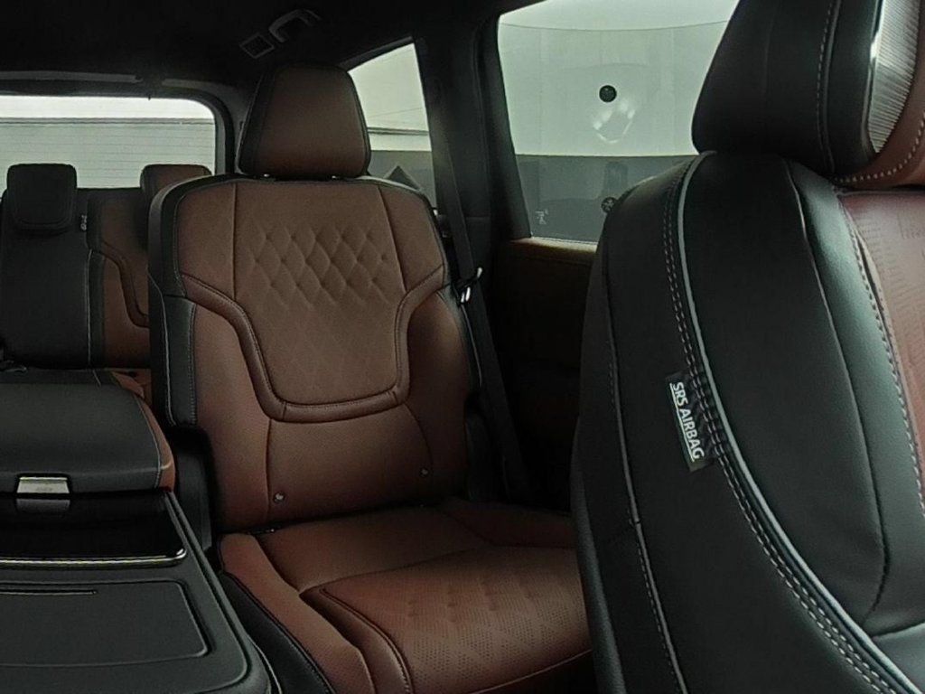 New 2027 INFINITI QX80 Autograph AWD/4WD image 40