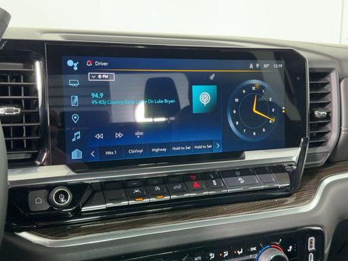 Used 2025 Chevrolet Silverado 1500 LT Trail Boss image 22