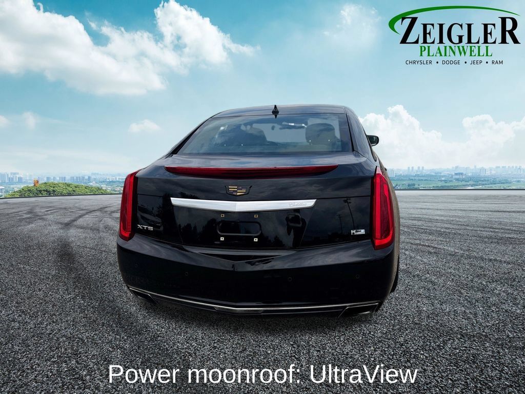 Used 2013 Cadillac XTS Platinum w/ Driver Assist Package AWD/4WD image 5