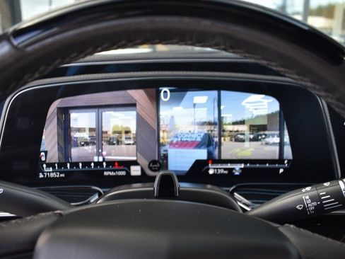 Used 2023 Cadillac Escalade ESV Sport image 9