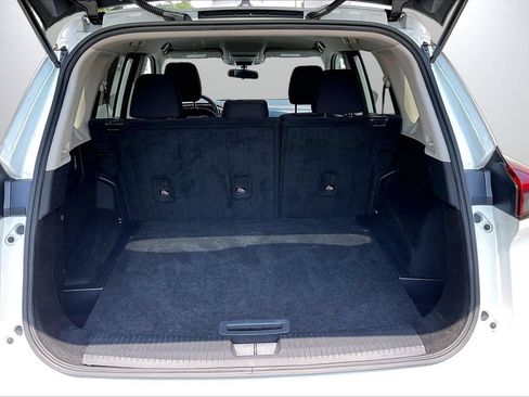Used 2024 Nissan Rogue S FWD image 24