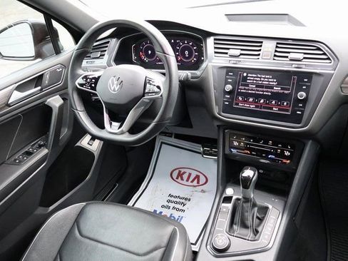 Used 2023 Volkswagen Tiguan SEL R-Line image 16