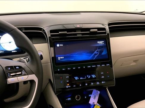 Used 2022 Hyundai Tucson Limited image 5