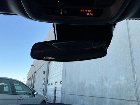 Used 2023 Chevrolet Malibu LT image 18