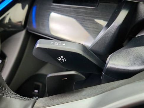 Used 2026 BMW 530i xDrive image 42