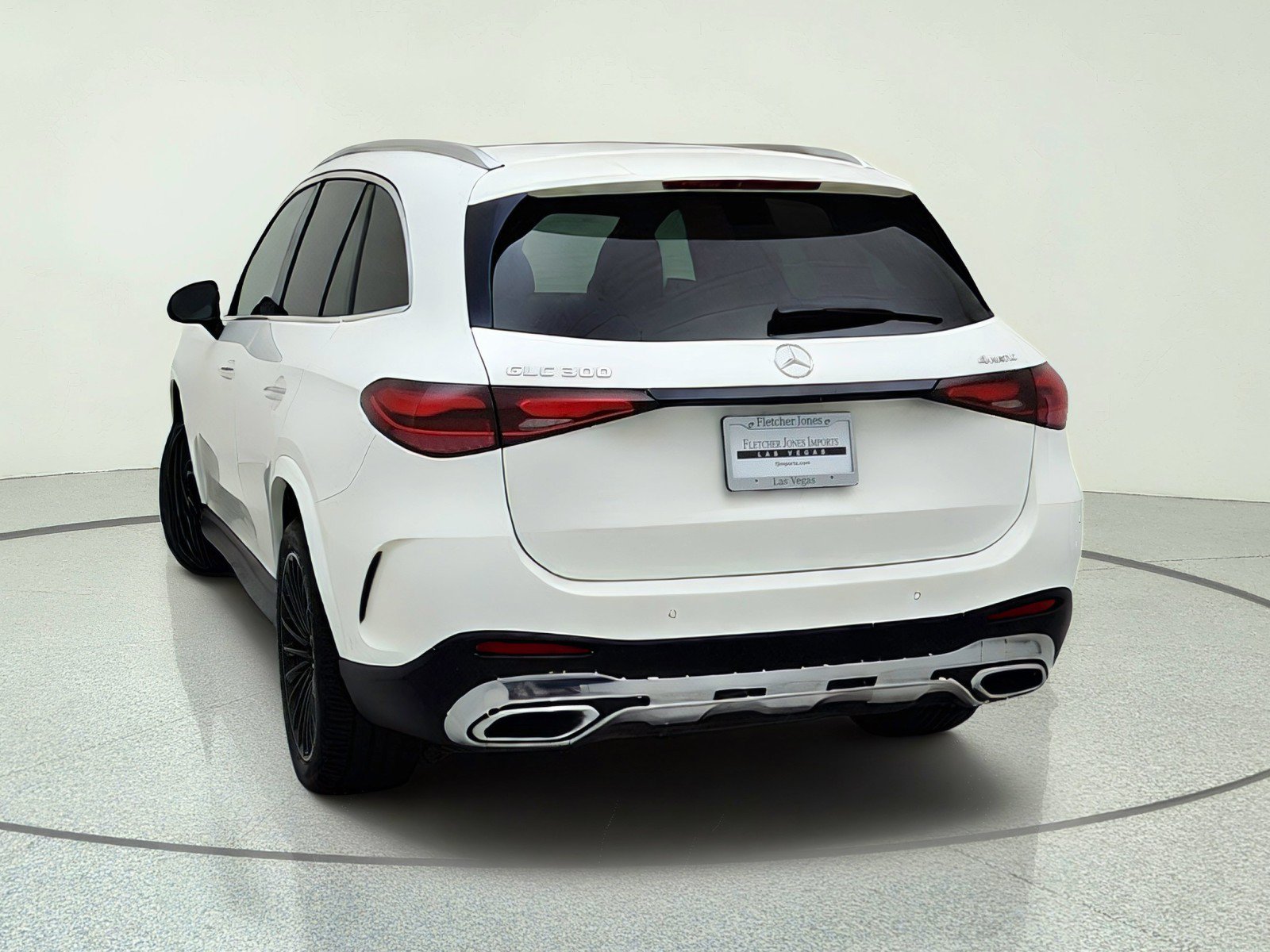 Used 2023 Mercedes-Benz GLC 300 4MATIC image 11
