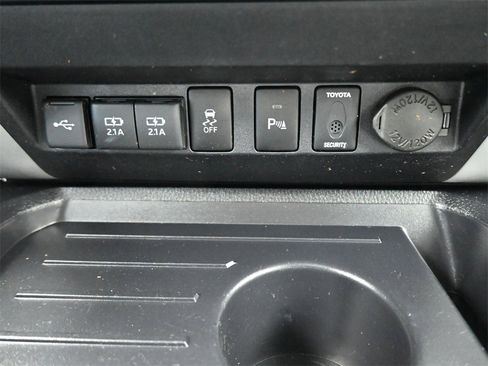 Used 2020 Toyota Tundra Limited w/ Limited Premium Package image 15