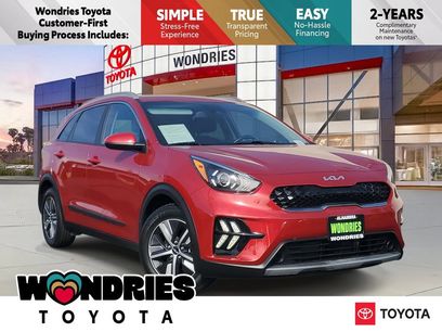 Used 2022 Kia Niro LXS