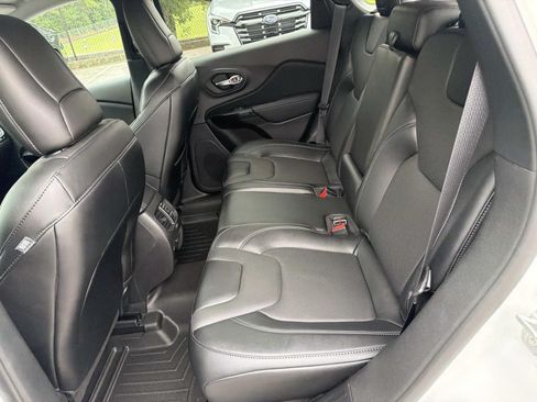 Used 2023 Jeep Cherokee Altitude Lux AWD/4WD image 20