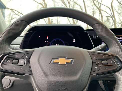 Used 2025 Chevrolet TrailBlazer LT w/ Driver Confidence Package image 25