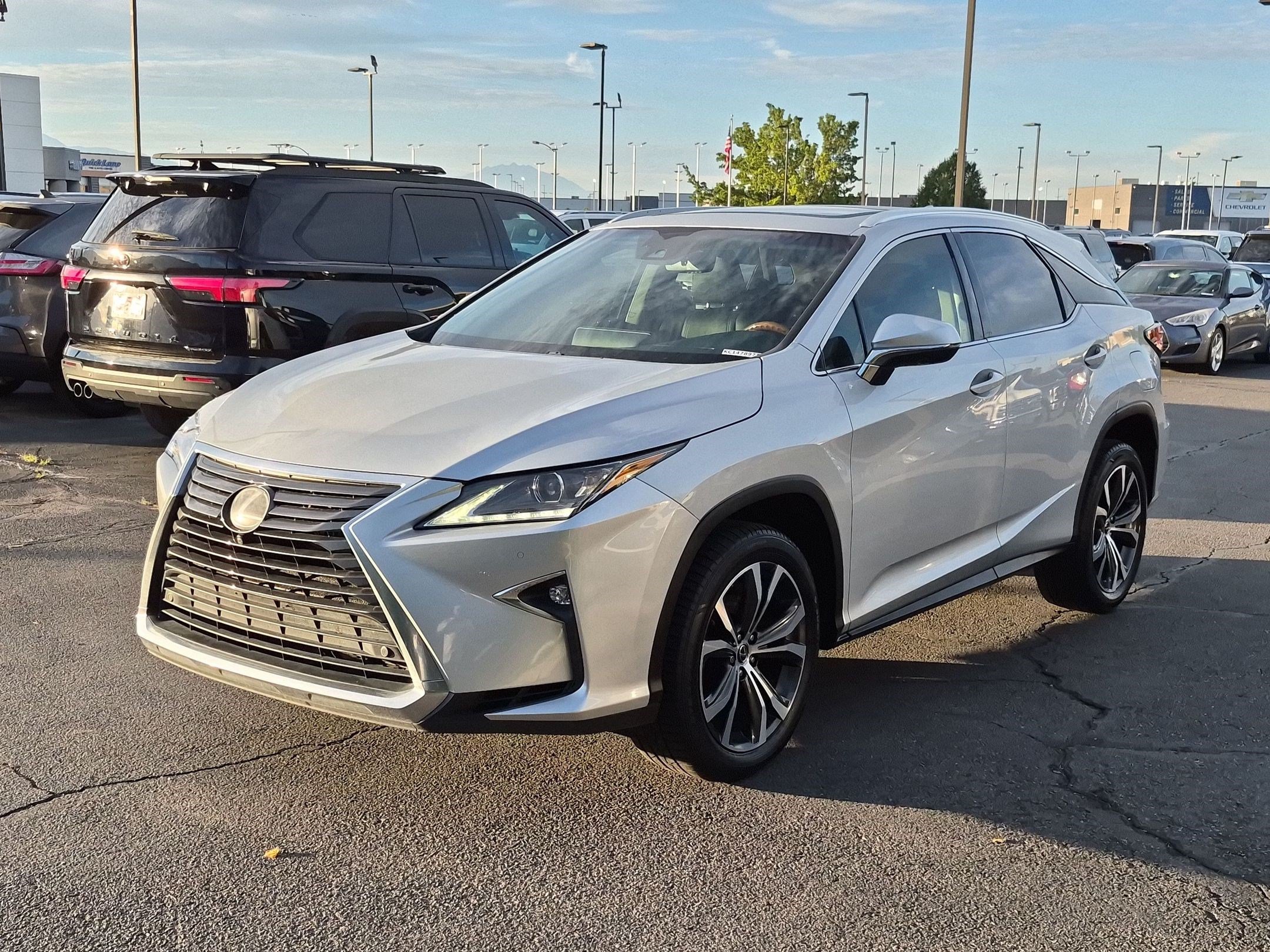 Used 2019 Lexus RX 350 FWD w/ Navigation Package image 11