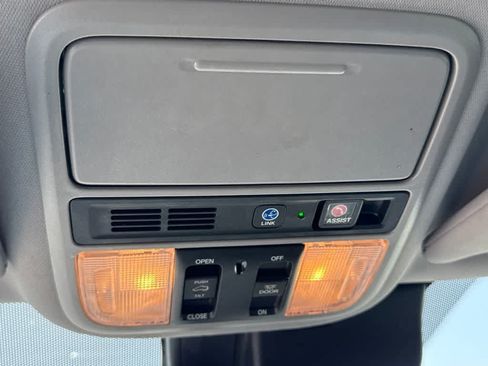 Used 2020 Honda Pilot Touring image 14