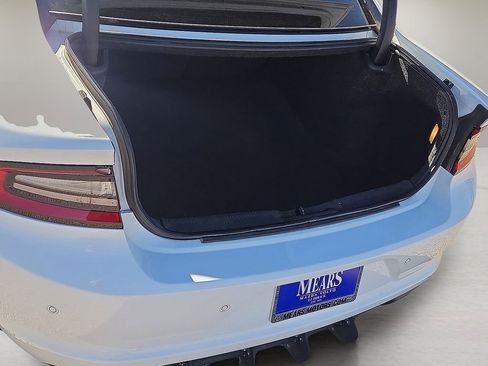 Used 2019 Dodge Charger SXT image 17