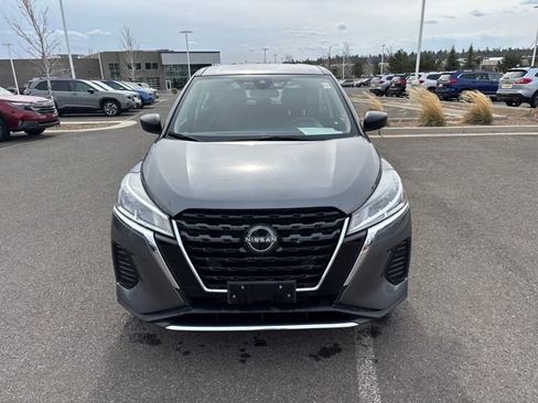 Used 2024 Nissan Kicks S image 8