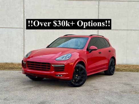Used 2016 Porsche Cayenne Turbo image 1