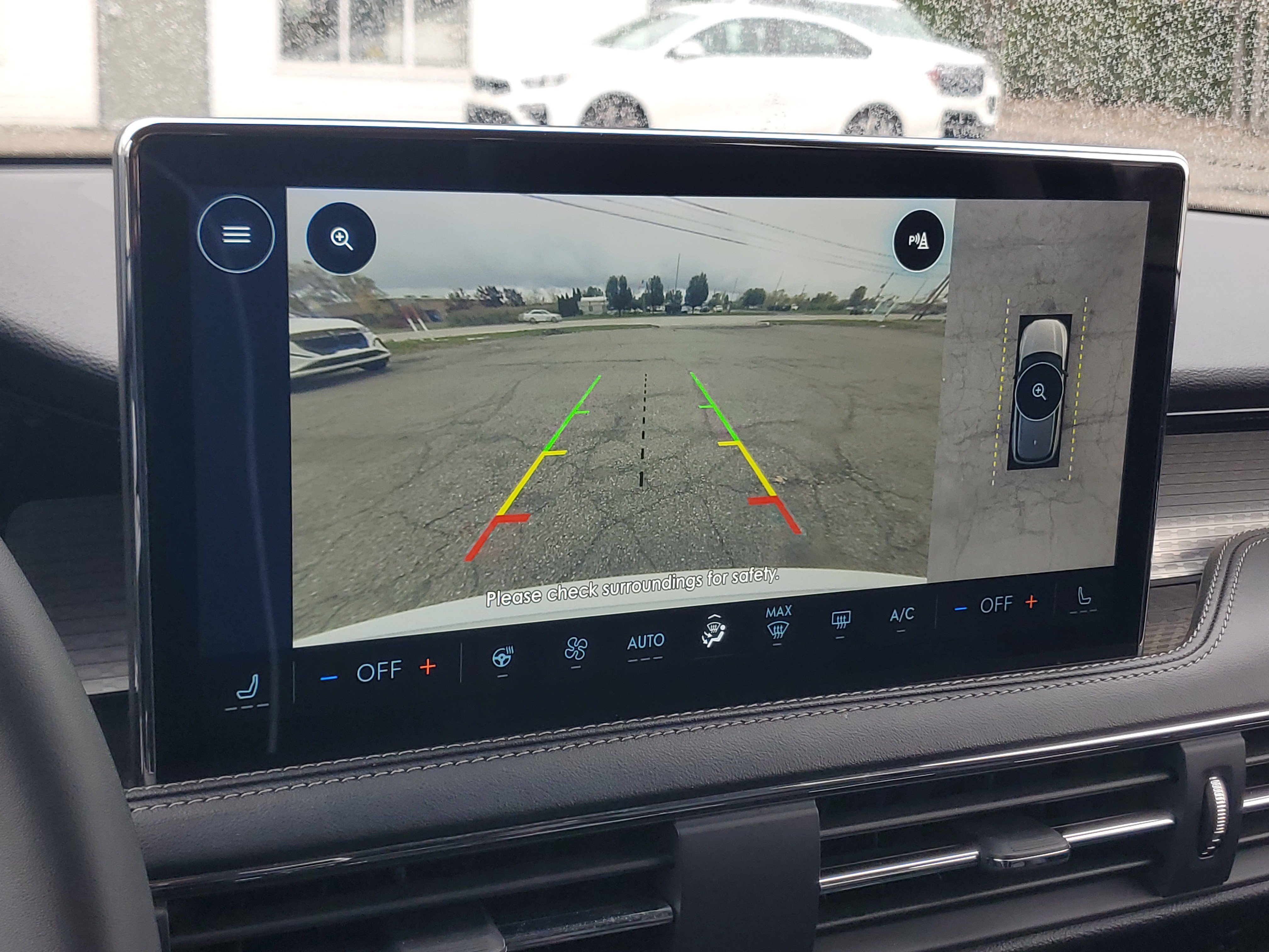 Certified 2023 Lincoln Corsair AWD w/ Equipment Group 101A image 17