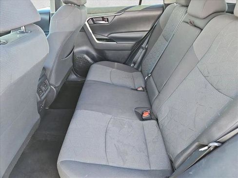 Used 2021 Toyota RAV4 XLE image 23