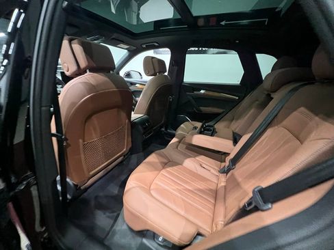 Used 2021 Audi Q5 2.0T Premium Plus w/ Premium Plus Package image 24