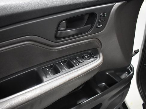 Used 2018 Honda Odyssey EX-L image 15