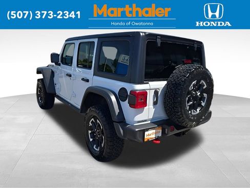 Used 2026 Jeep Wrangler Unlimited Rubicon AWD/4WD image 3